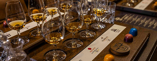 whisky-tasting